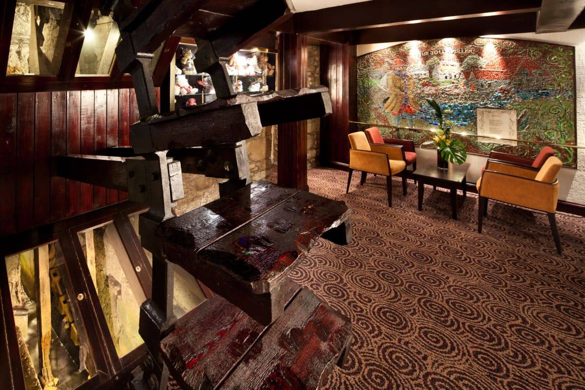 pic  - Mercure Perth