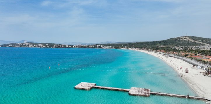 ilicabeachdronephotosummerseasonaegeanseaizmirturkiye