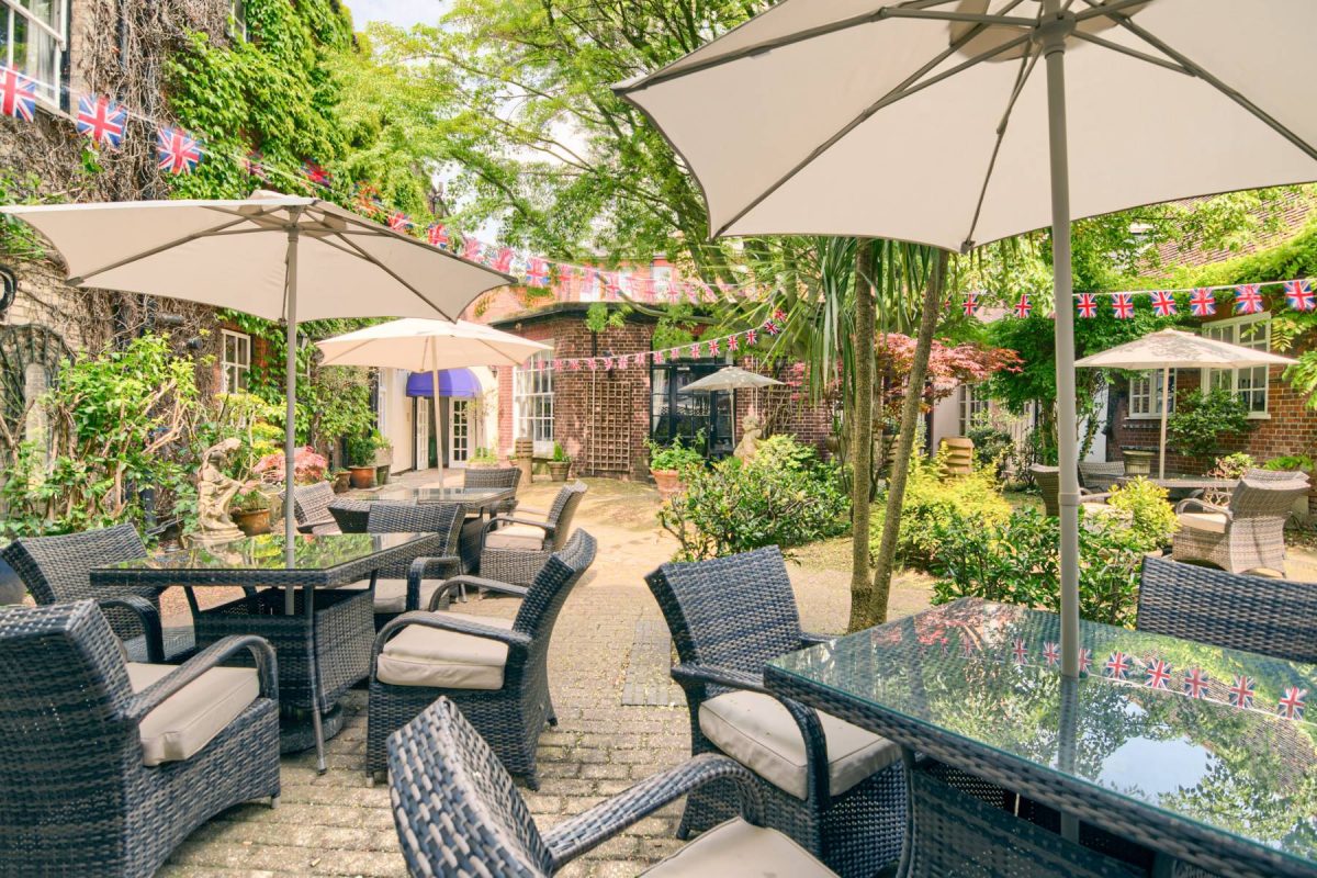 pic  - Mercure Salisbury White Hart