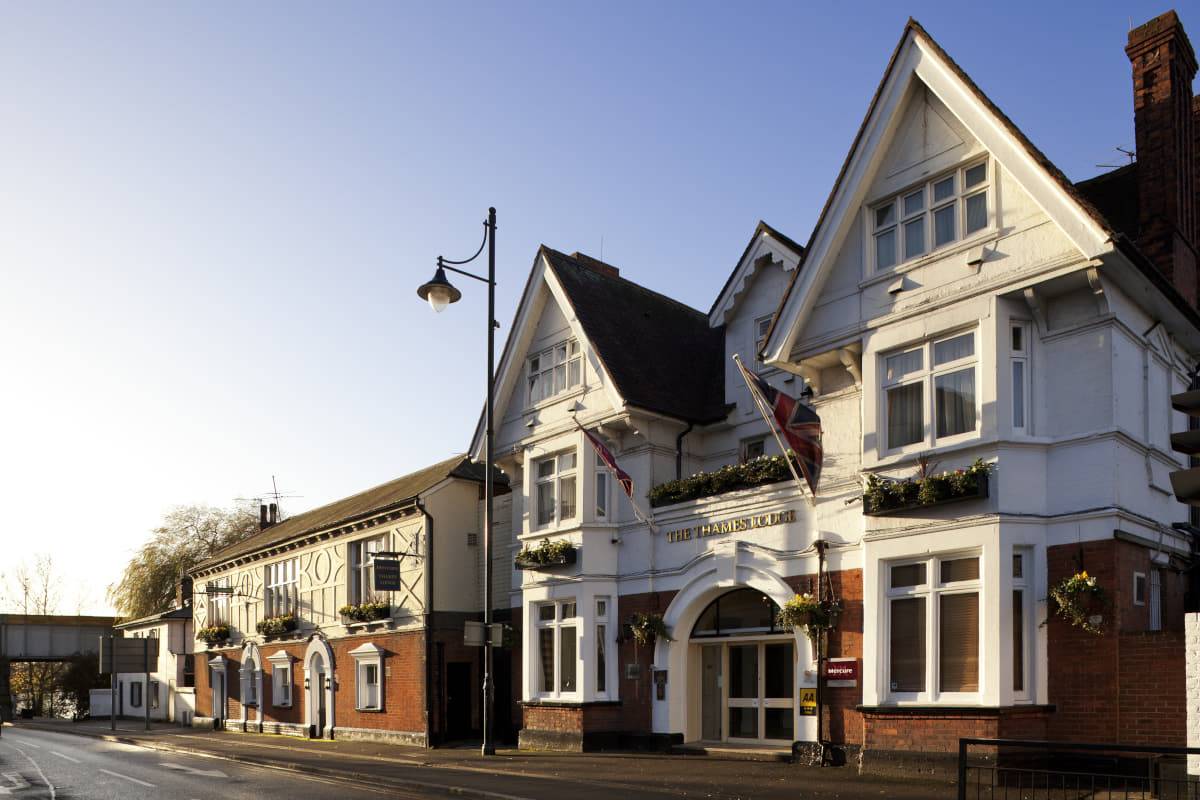 Wedding Venues Staines Mercure London Staines Upon Thames