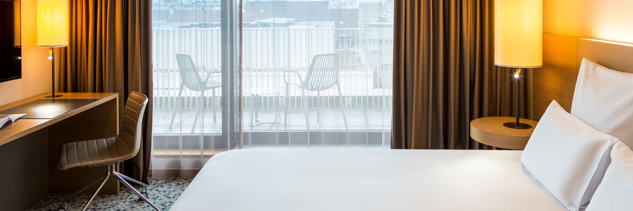 Classic double room with roof terrace Pullman Basel Europe