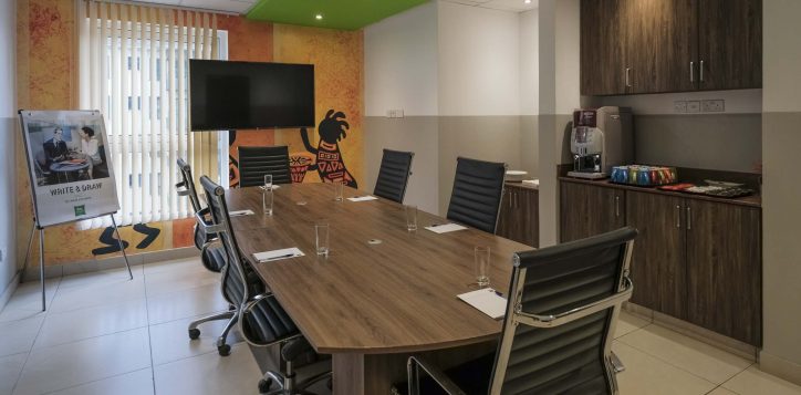 meeting-room-ibis-styles-hotel-nairobi-2-2