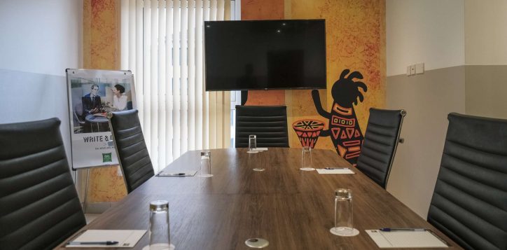 meeting-room-ibis-styles-hotel-nairobi-3-2