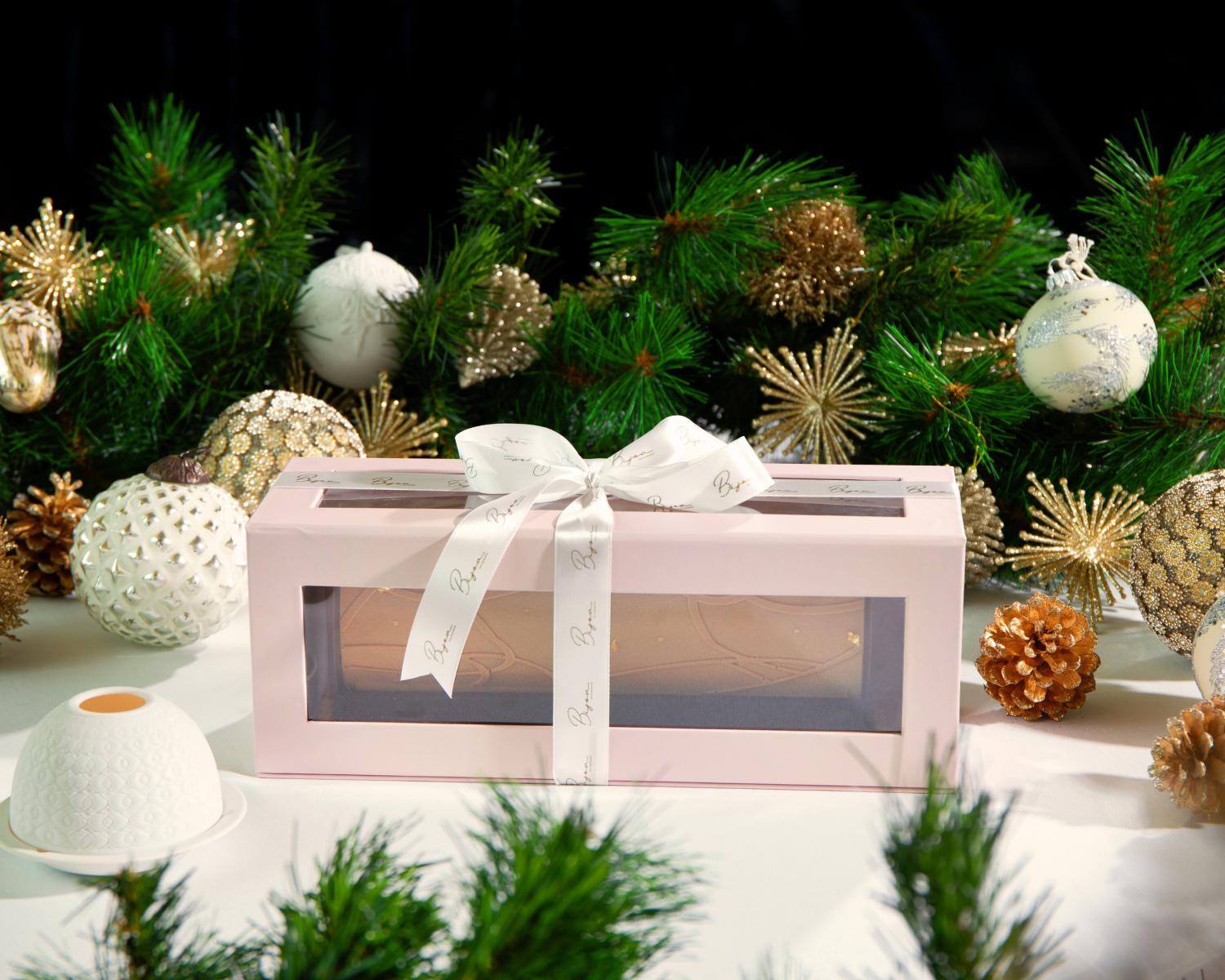 holiday-delights-from-bijou-patisserie