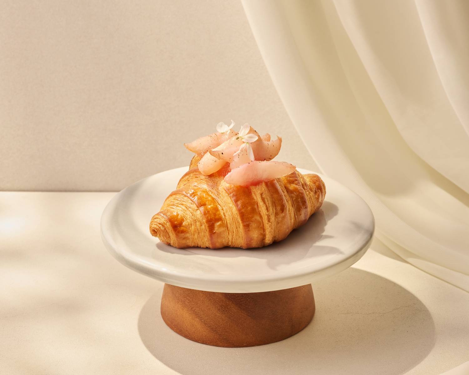 introducing-fruit-kiss-the-new-la-haute-croissanterie-summer-collection