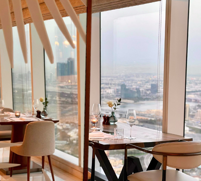 an-evening-above-dubai-la-vue-on-51st