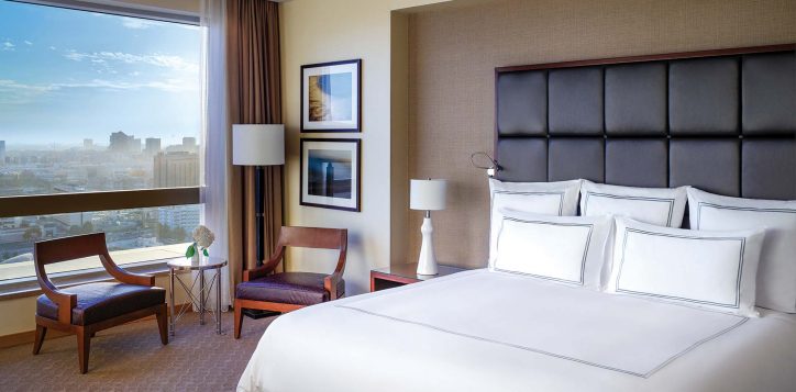 sag-classicpremium-suite-bedroom-7895-2