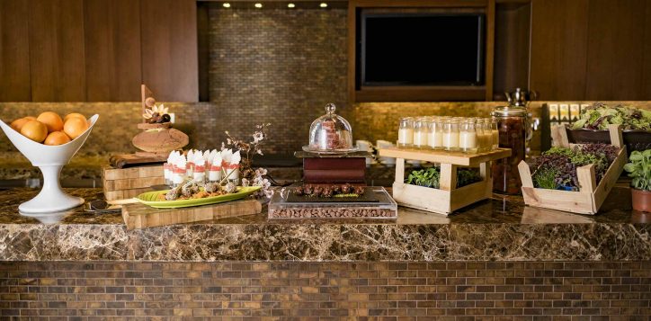 swissotel-al-ghurair-b1p8-foyer-area-290