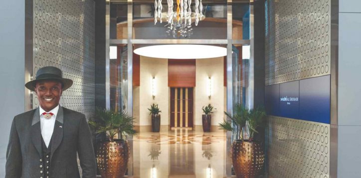 sag-entrancedoorman-8237-2