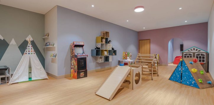 h1p8_kids_playarea