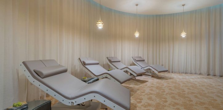 h1p8_spa_relaxation_lounge