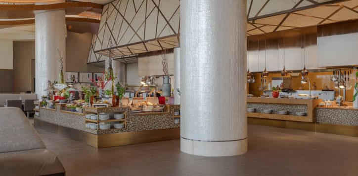 h1p8_restaurant_with_lunch_buffet_setup_2