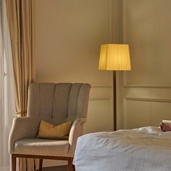 hotel-escape-sale