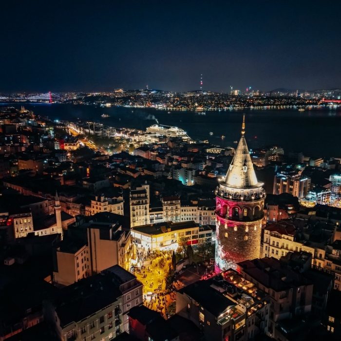 lights-of-istanbul-looking-at-the-city-from-the-bosphorus