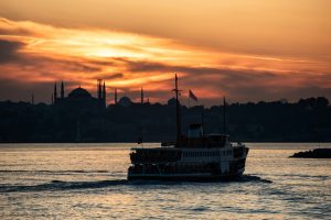 everyday-city-rituals-small-habits-in-istanbul