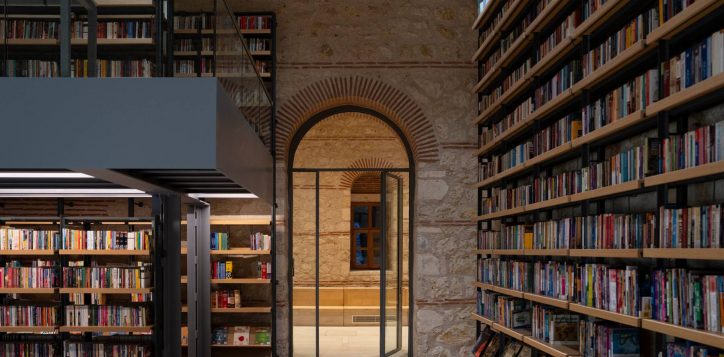 shutterstock_2248769809-1