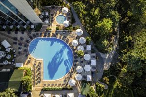 oasis-pool-accommodation-package