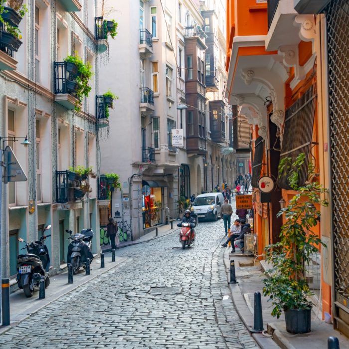 istanbuls-most-enjoyable-solo-city-experiences