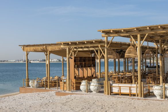 laguna-beach-taverna