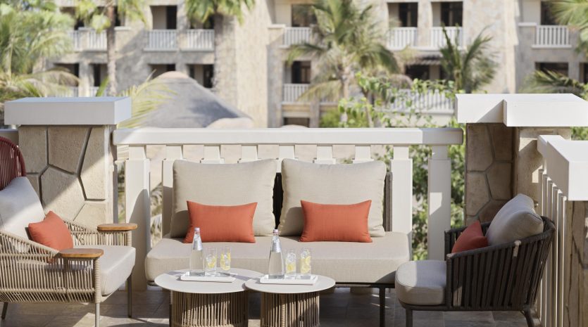 signature-palm-suites-resort-view