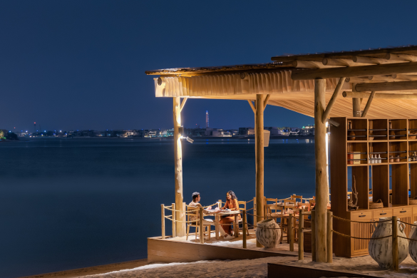 mediterranean-laguna-beach-taverna-lounge