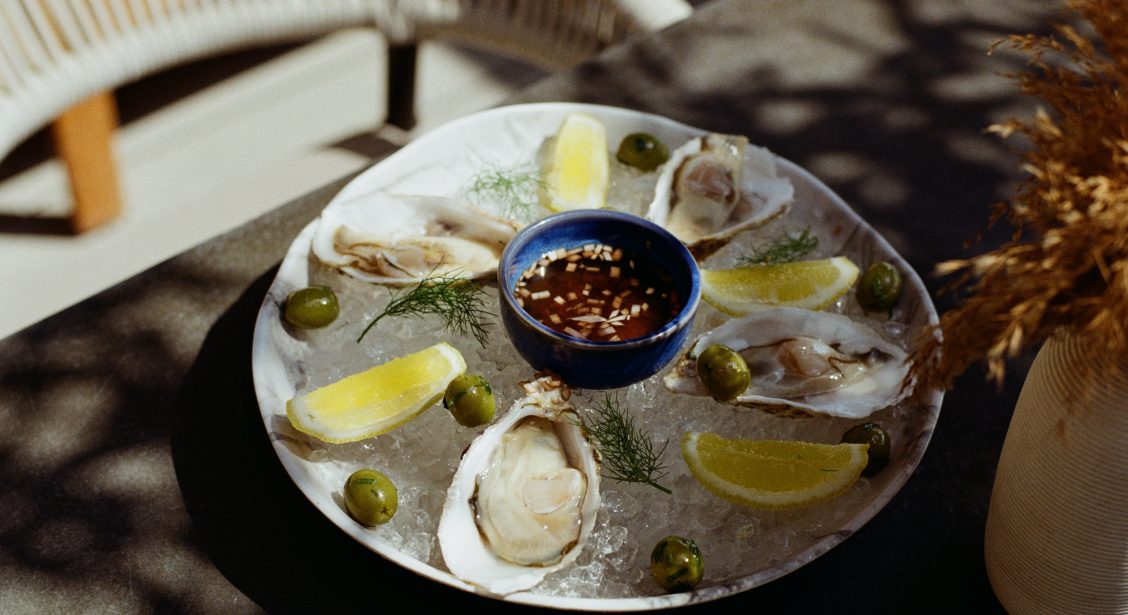 oysters-hour