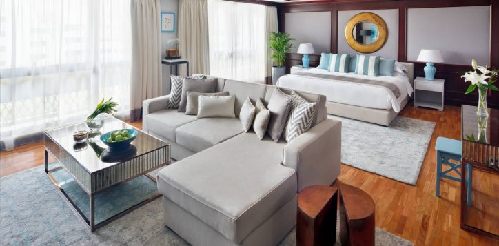 room-451-living-room-bedroom