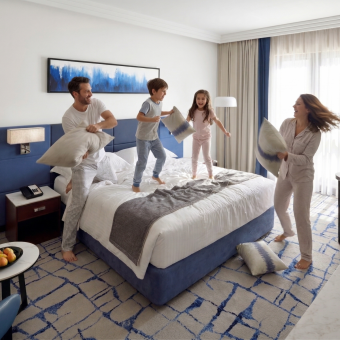 BRUNCH. STAY. UNWIND