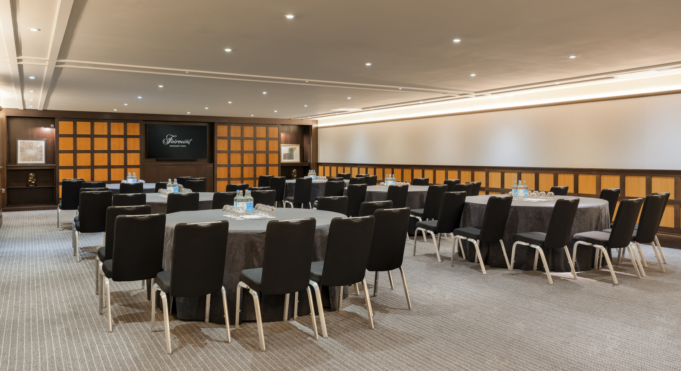 Admiral Meeting Space in Windsor at Fairmont Windsor Park Hotel