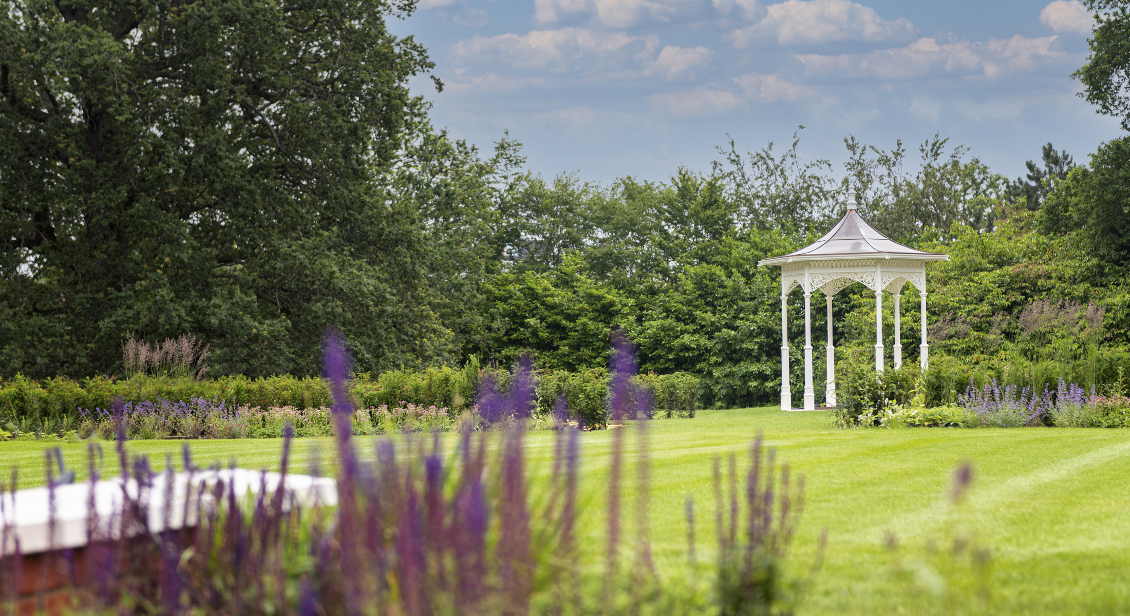 Fairmont Windsor Park Garden and Wedding Pagoda