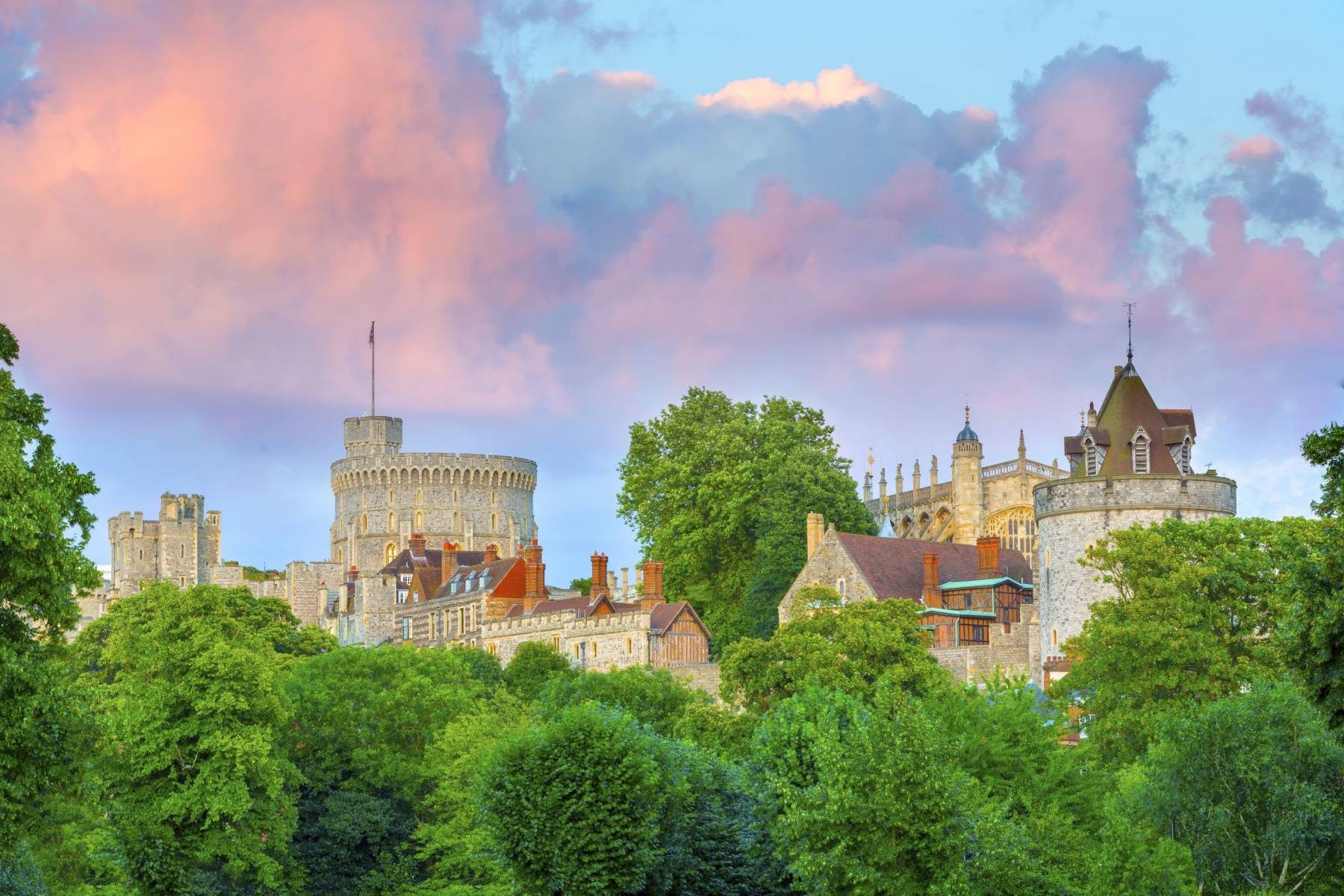 Windsor-Castle-Fairmont-Hotel-Stay