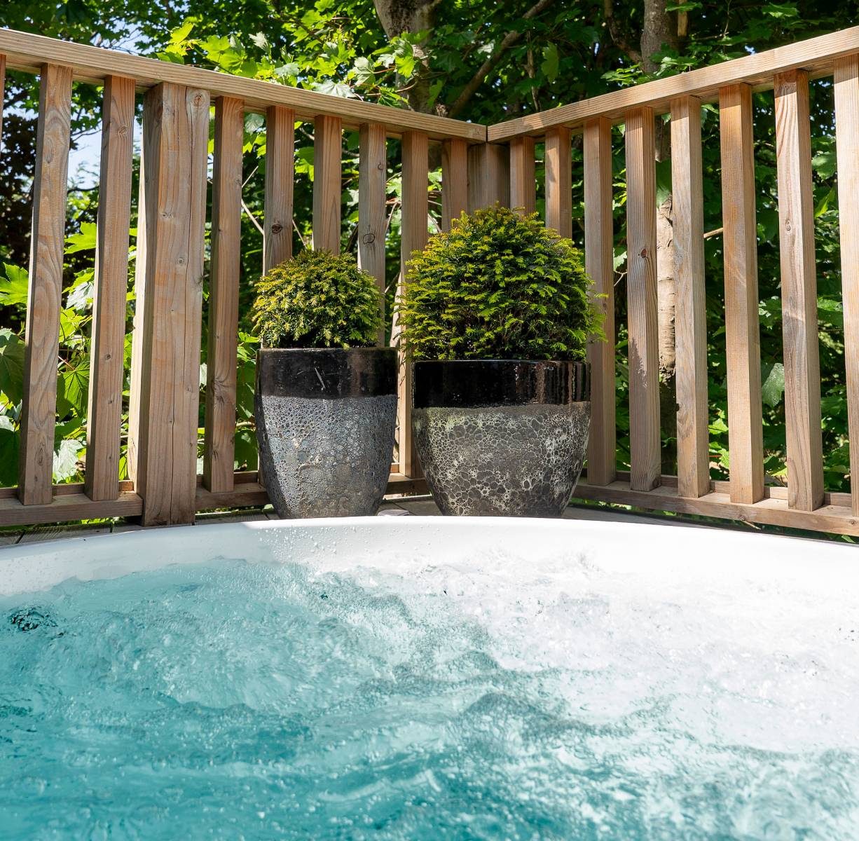 Treehouse-Hot-Tub1