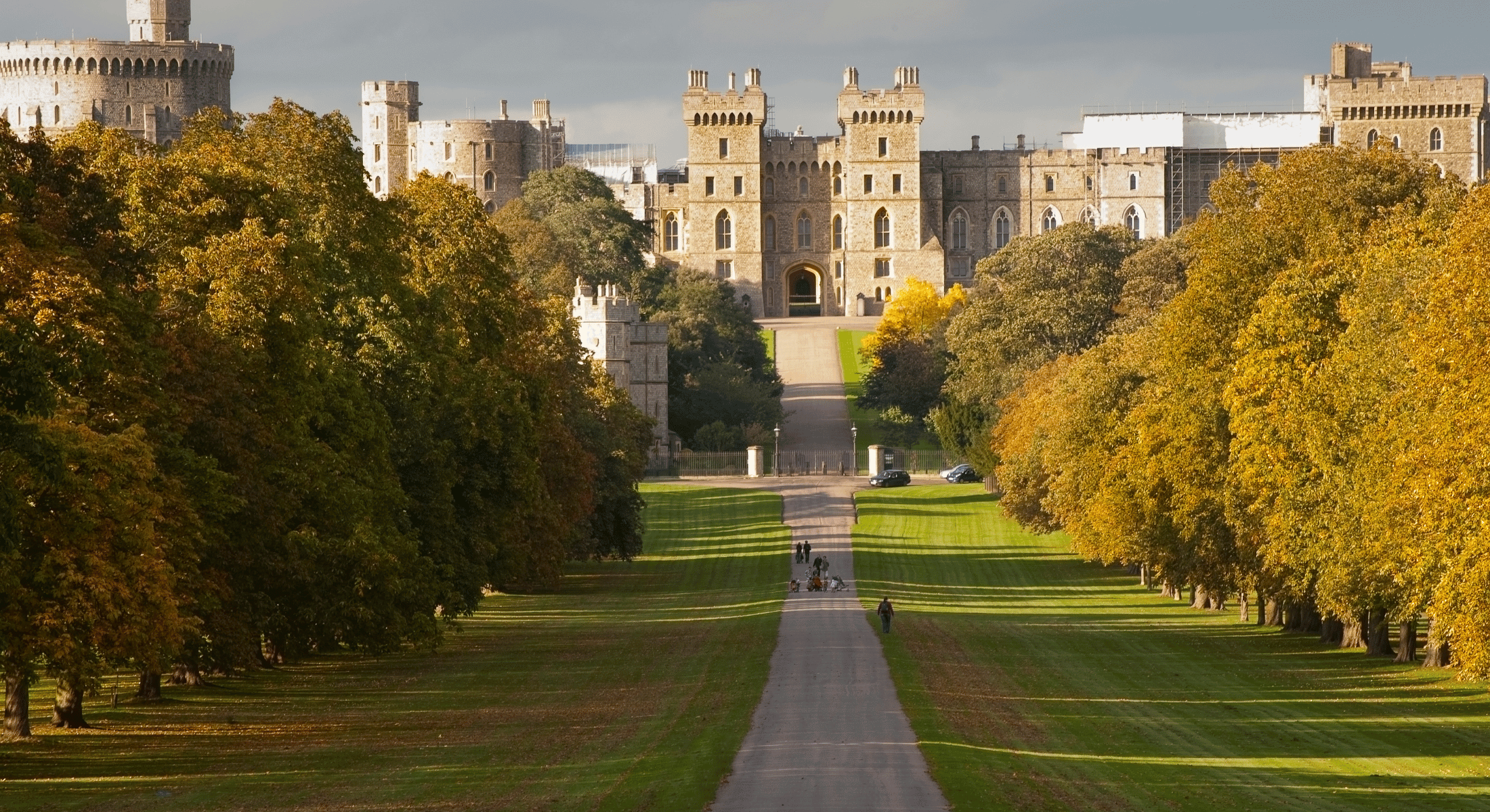 Windsor Castle The long walk to Windsor Castle