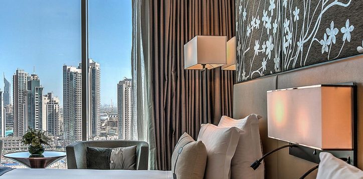executive-twin-burj-view-room-2-2