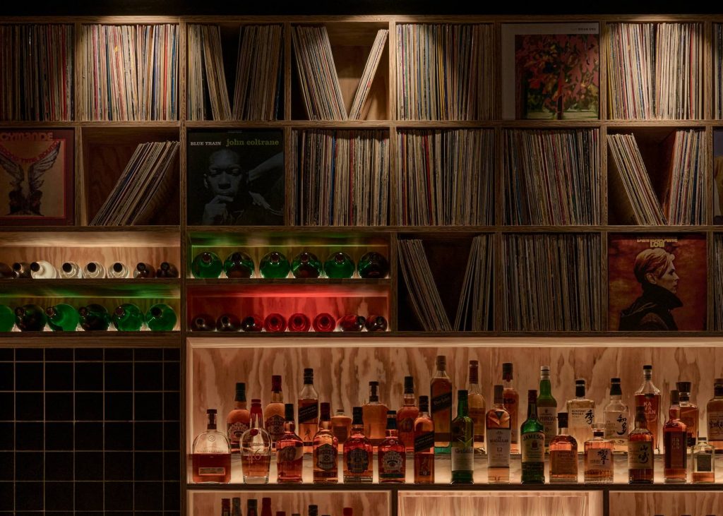 pullman-dubai-downtown-honeycomb-hi-fi