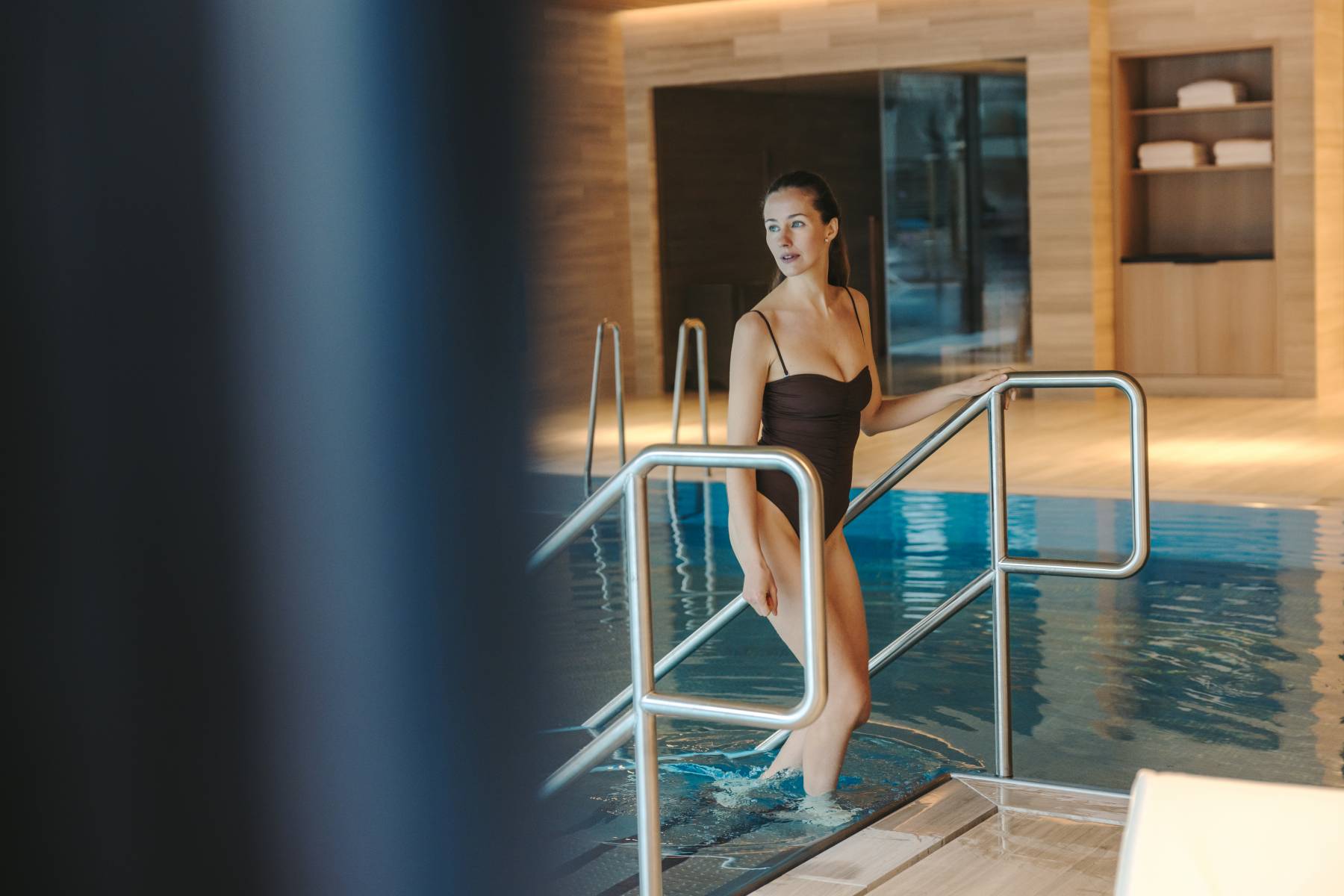 02_070425_Golden_Prague_Indoor-OutdoorPool_00477-1