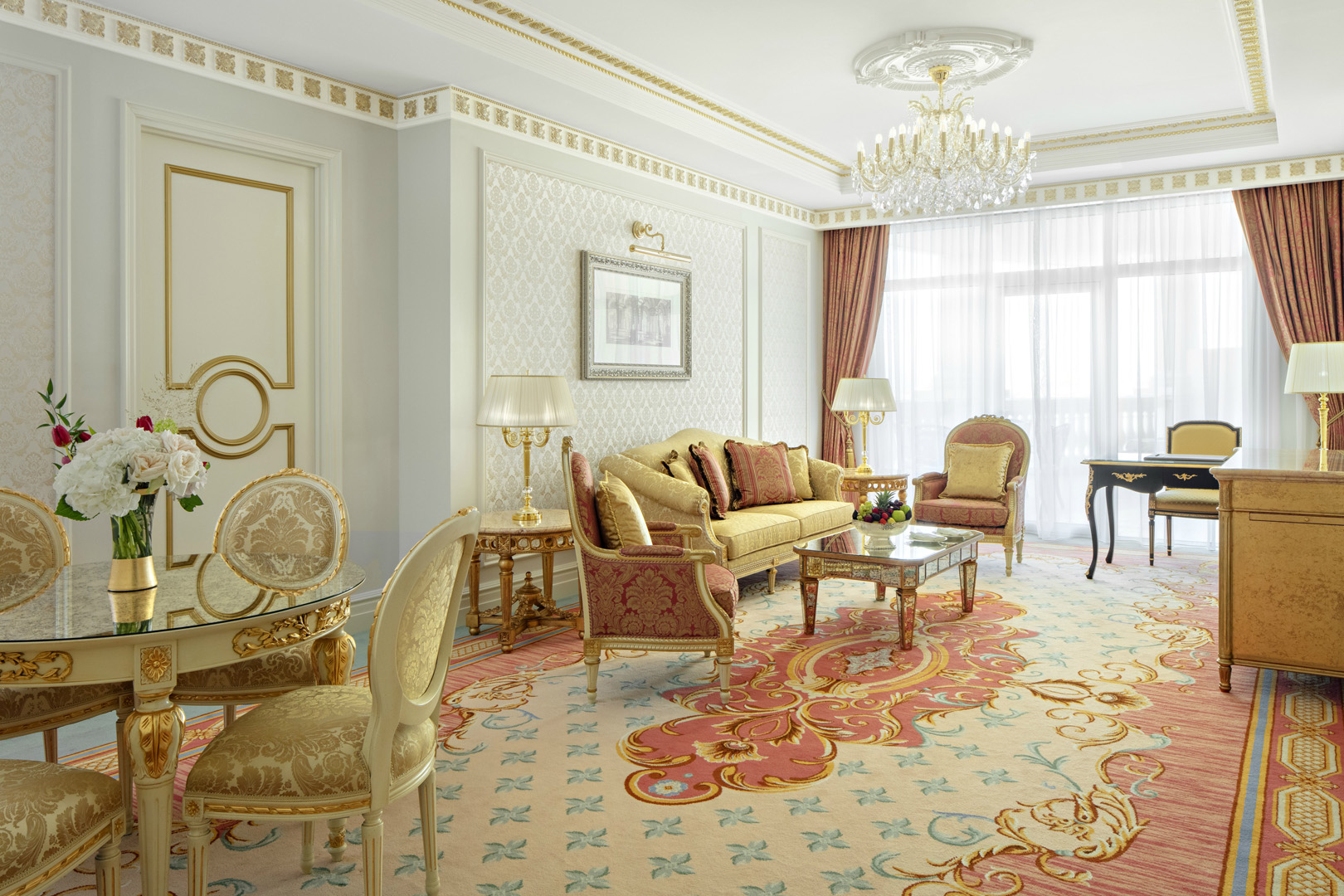 Raffles The Palm Dubai - Premier Jacuzzi Suite One Bedroom