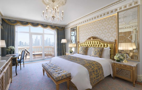 Signature Suite Palm