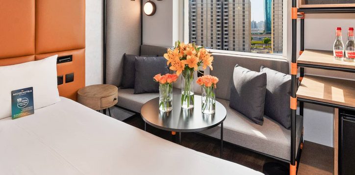 twinn_toom_slide_02-4-2