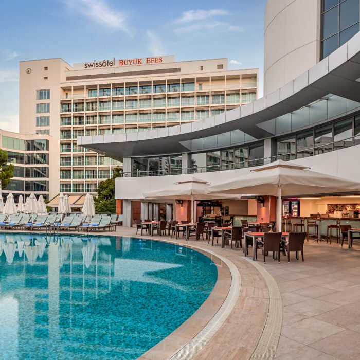 aquarium-pool-bar