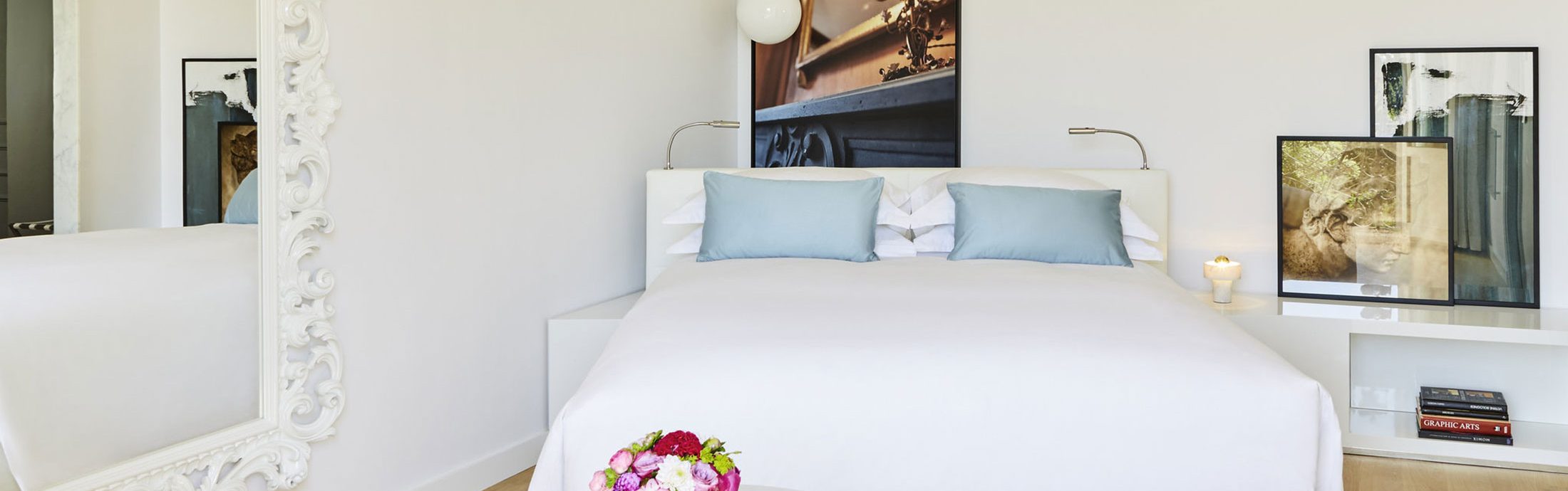 premium-luxury-room-with-juliet-balcony