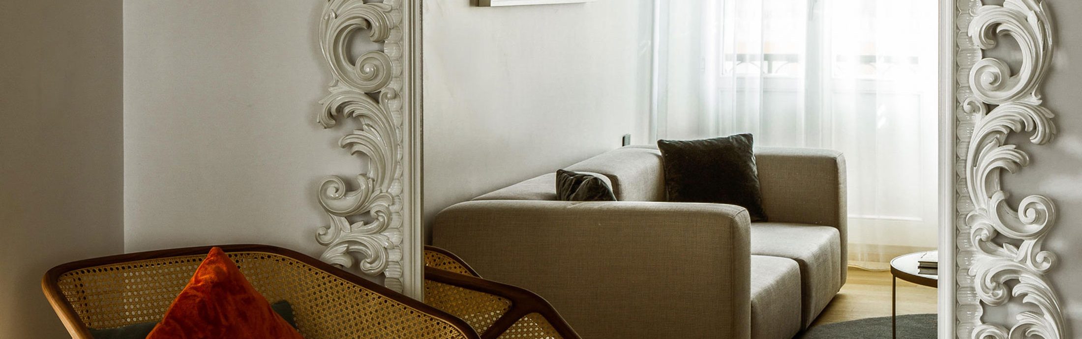 chambre-luxury-premium-avec-balcon-juliette