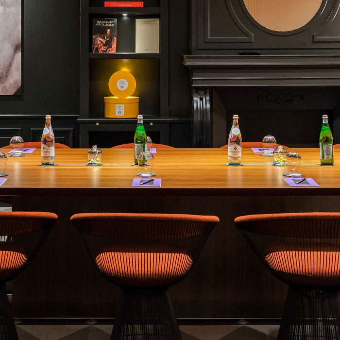 beautiful-contemporary-meeting-rooms-in-central-rome