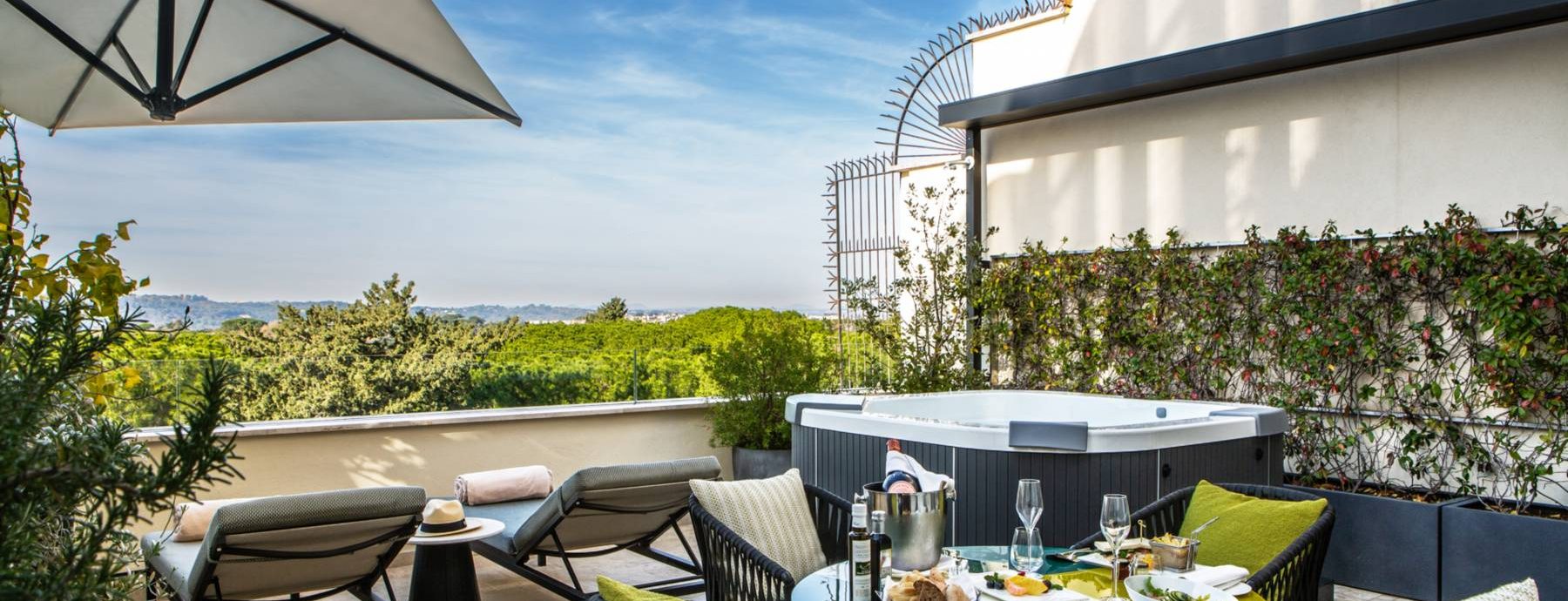 terrace-family-suite