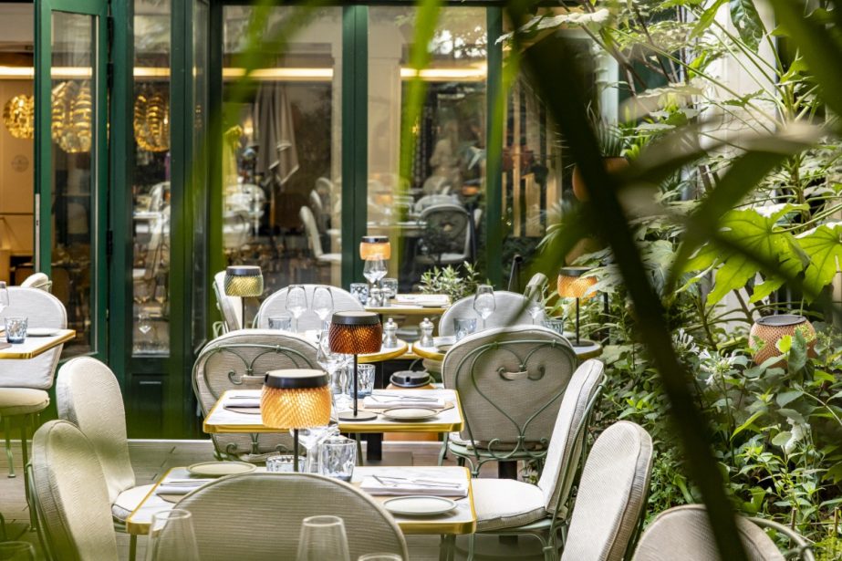 the-terrace-at-maison-blossom