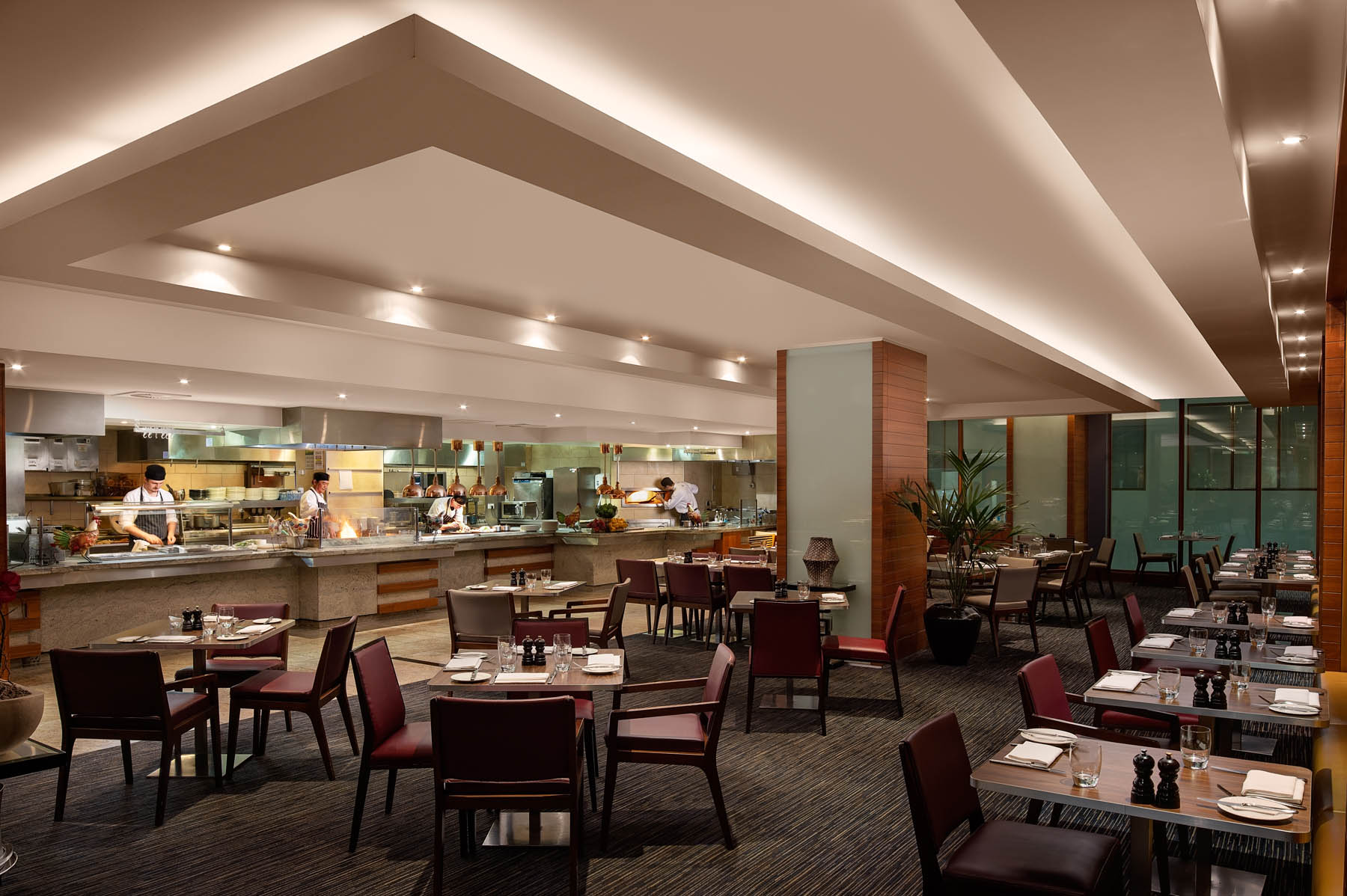 Sofitel london heathrow hotel restaurants bars