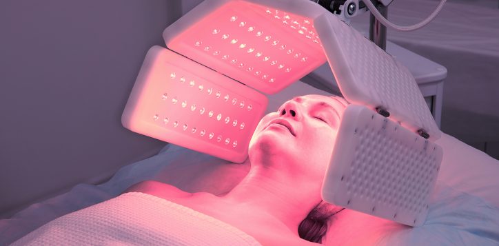 anelderlywomanundergoesafacialrejuvenationprocedure-womanface