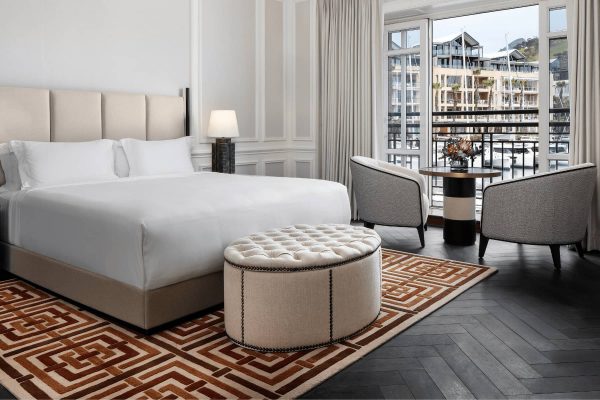 Deluxe Mountain View Mobility Accessible | Cape Grace Hotel