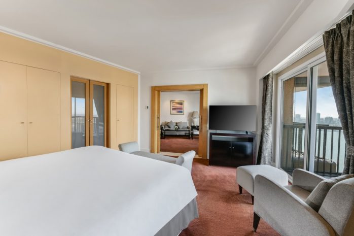 prestige-panoramic-suite