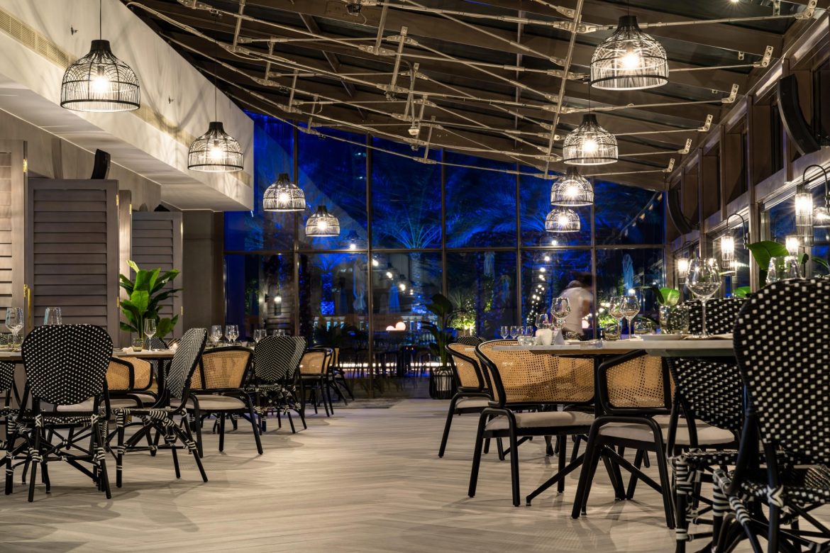 social-events-at-magnifique-restaurants